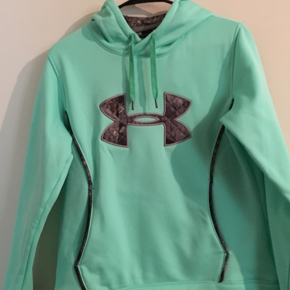 Under Armour Green/Camo Sweatshirt - MD